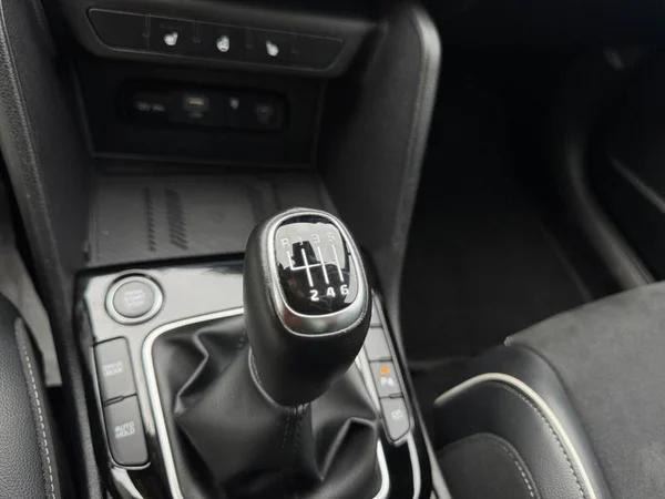 KIA Sportage (2022) — foto 15 van 28
