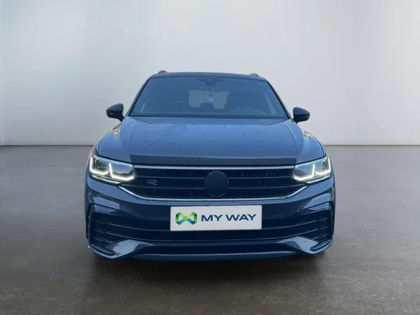 VOLKSWAGEN Tiguan (2022) — foto 23 van 29