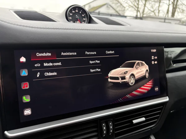 PORSCHE Cayenne Coupé (2021) — foto 7 van 26