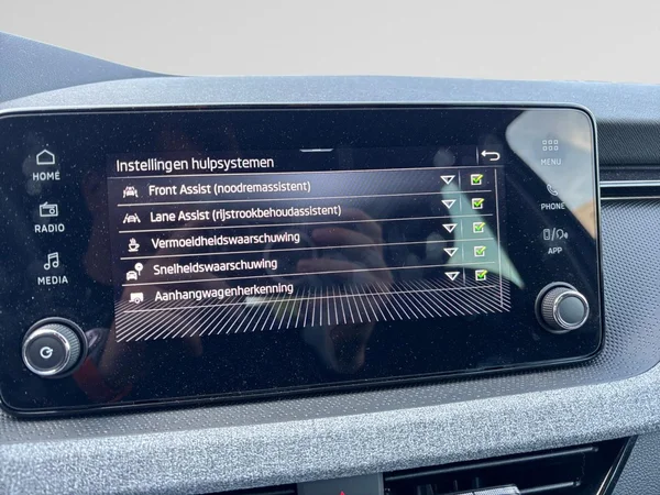 SKODA Kamiq (2026) — foto 11 van 22