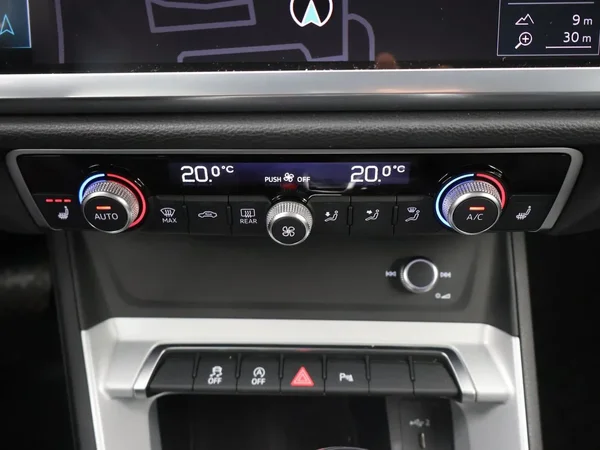 Audi Q3 (2023) — foto 14 van 29