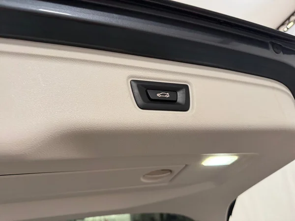 BMW 320 (2022) — foto 18 van 30