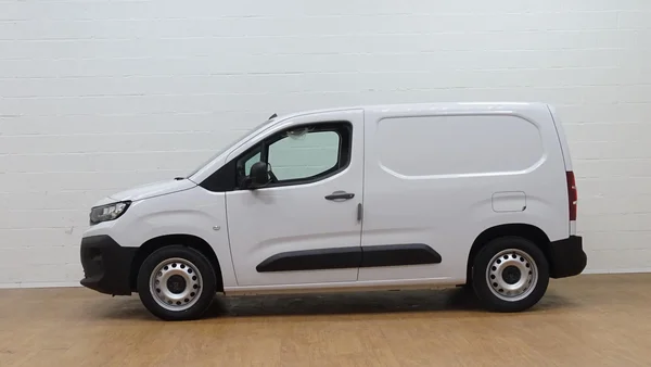 Peugeot Partner (2025) — foto 21 van 22