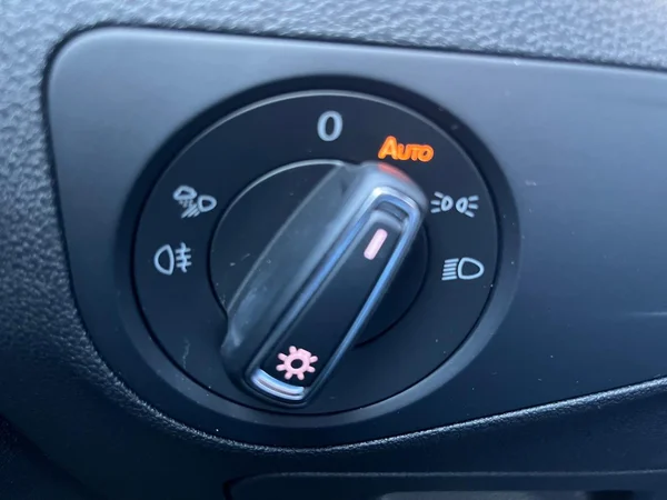 VOLKSWAGEN Tiguan (2023) — foto 7 van 21
