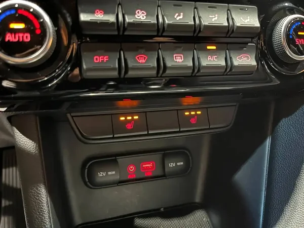 Kia Sportage (2016) — foto 5 van 20
