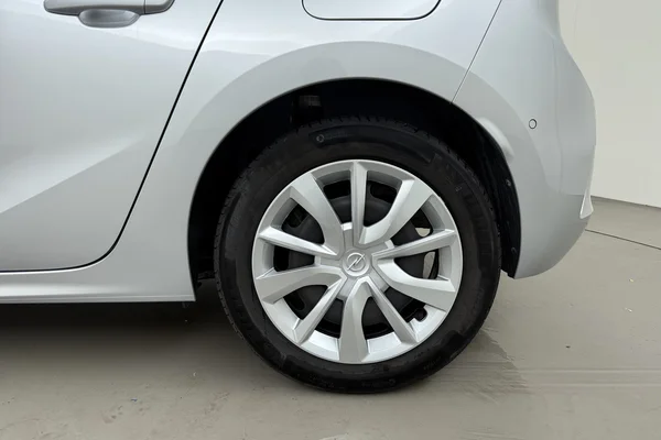Opel Corsa (2024) — foto 13 van 16