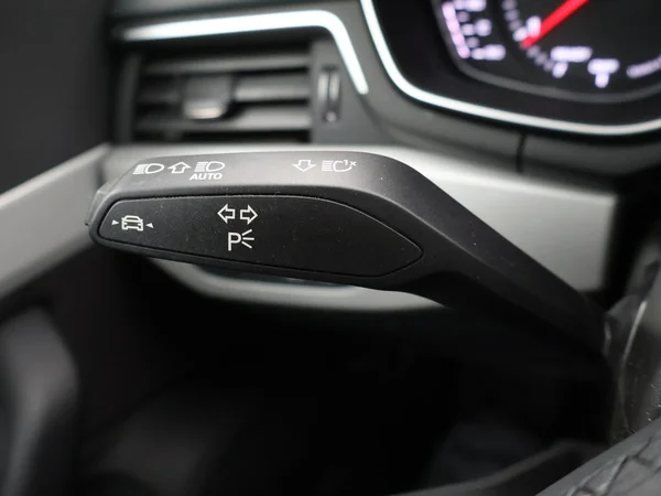AUDI A4 Avant (2024) — foto 4 van 28