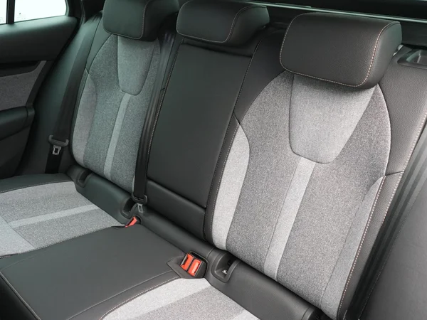 SKODA Octavia Combi (2026) — foto 3 van 27