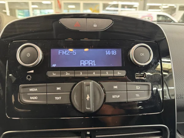 RENAULT Clio IV Phase II (2020) — foto 11 van 23