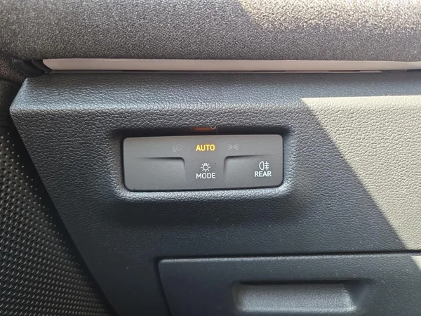 VOLKSWAGEN Tiguan (2026) — foto 6 van 19