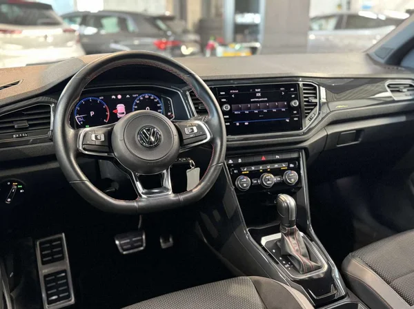 Volkswagen T-Roc (2020) — foto 17 van 17