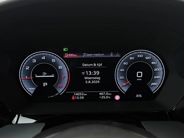 AUDI A3 Sportback (2025) — foto 3 van 18