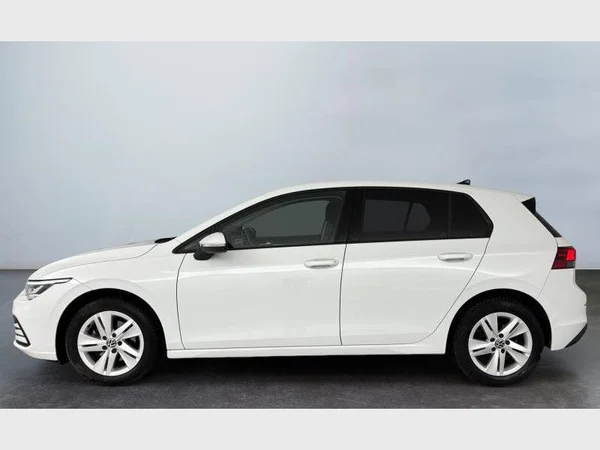 Volkswagen Golf VIII (2020) — foto 10 van 15