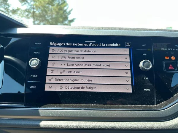 VOLKSWAGEN Taigo (2022) — foto 14 van 31