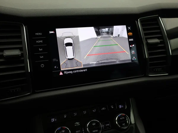 SKODA Kodiaq (2021) — foto 19 van 28