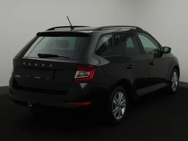Škoda Fabia (2021) — foto 2 van 25