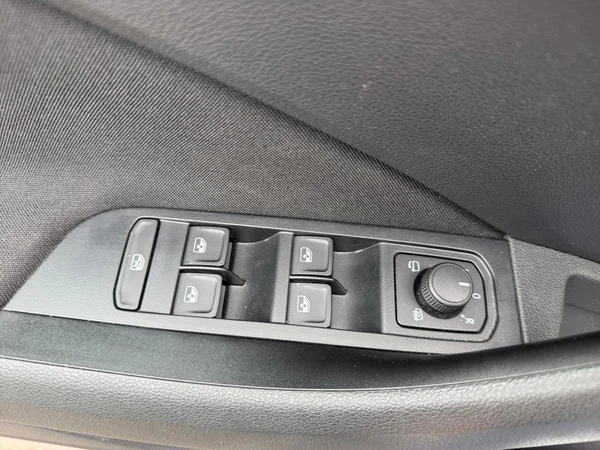 SKODA Kamiq (2025) — foto 4 van 20
