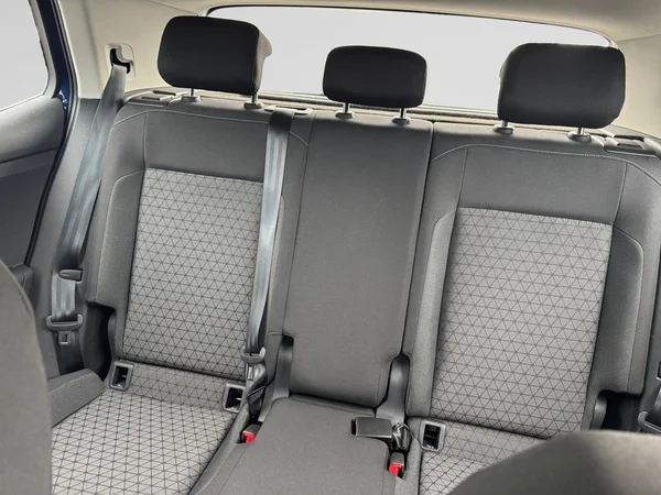 VOLKSWAGEN T-Cross (2023) — foto 2 van 16