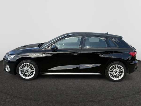 AUDI A3 Sportback (2023) — foto 20 van 24
