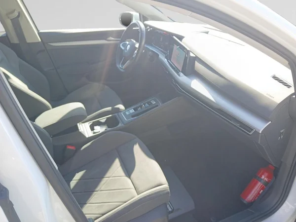 VOLKSWAGEN Golf VIII SW (2022) — foto 5 van 19