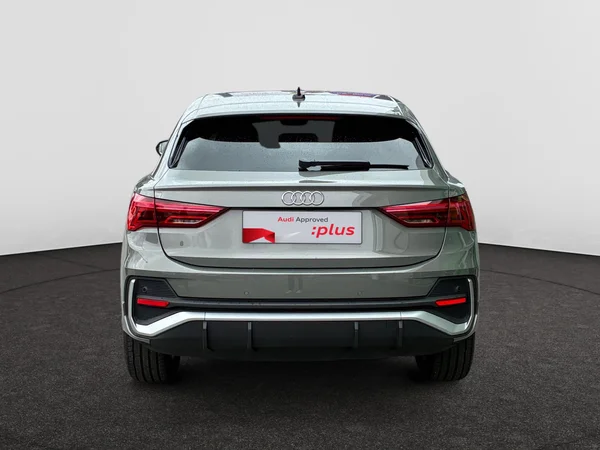 AUDI Q3 Sportback (2025) — foto 23 van 24