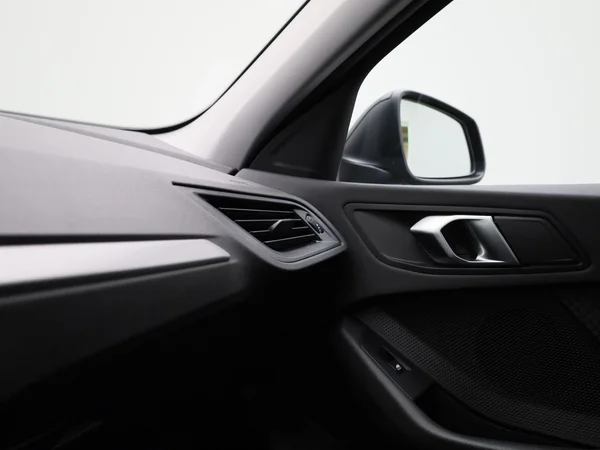 BMW 1 Reeks (2022) — foto 18 van 43
