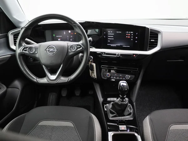 Opel Mokka (2023) — foto 33 van 35