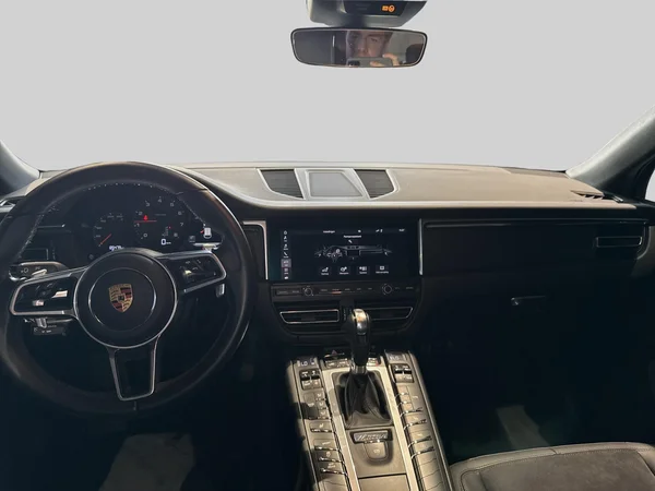 Porsche Macan (2021) — foto 5 van 19