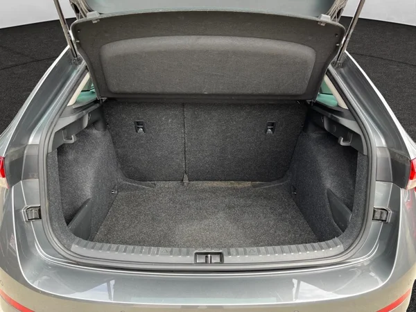 SKODA Scala (2023) — foto 19 van 21