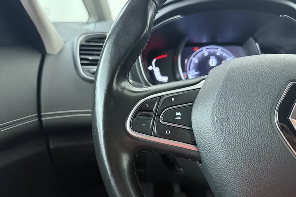 Renault Grand Scenic (2021) — foto 6 van 28