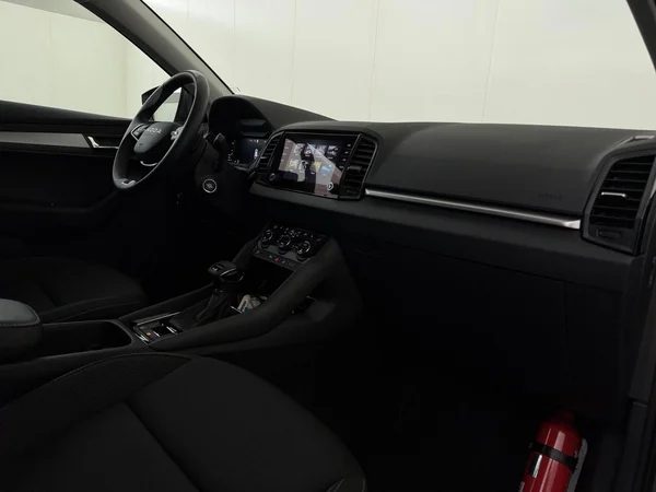 SKODA Karoq (2025) — foto 10 van 18