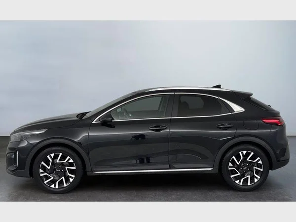 Kia XCEED (2023) — foto 20 van 25