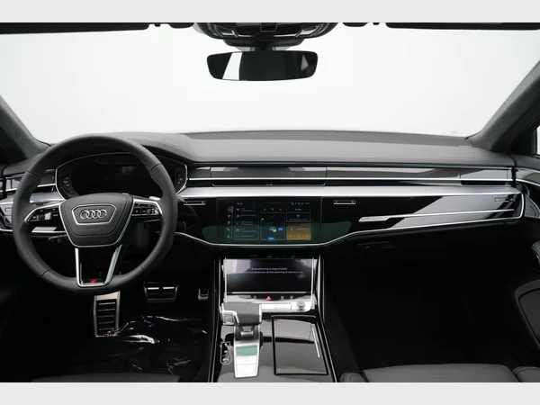 AUDI A8 Long PHEV (2024) — foto 3 van 43
