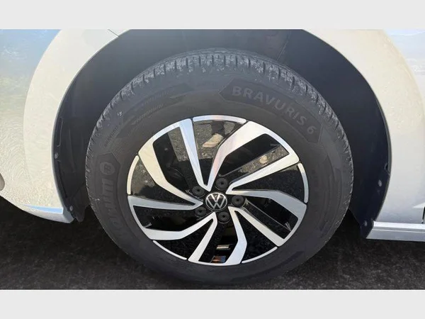 Volkswagen Polo (2023) — foto 22 van 30