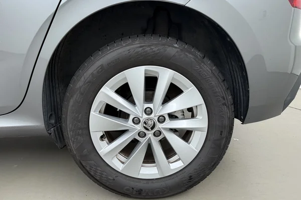Skoda Kamiq (2024) — foto 13 van 16
