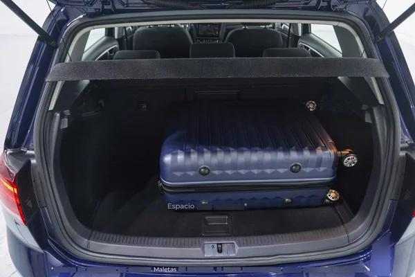 Volkswagen E-Golf (2019) — foto 8 van 75