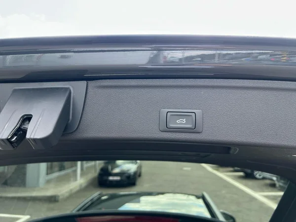 AUDI A4 Allroad Quattro Dsl (2023) — foto 13 van 24