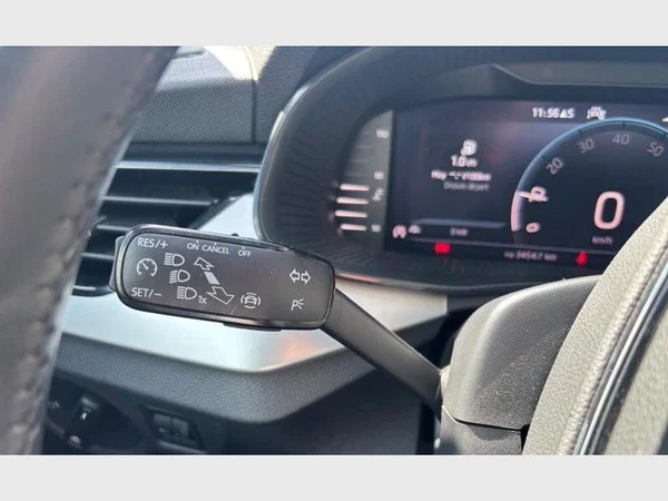 Skoda Kamiq (2022) — foto 10 van 26