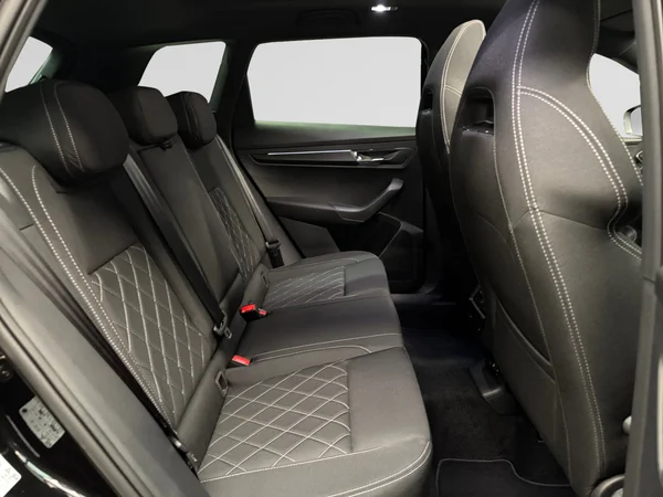 SKODA Karoq (2026) — foto 10 van 22