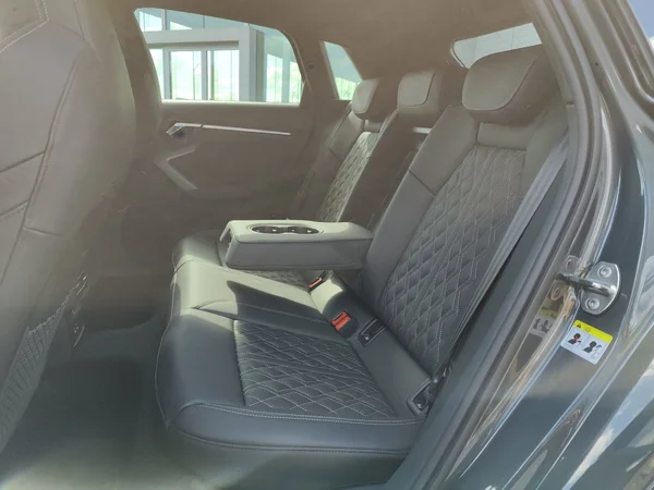 AUDI A3 Allstreet Dsl (2026) — foto 4 van 14