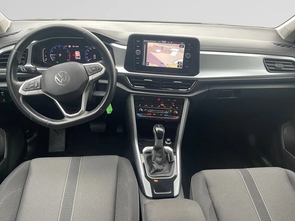 VOLKSWAGEN T-Roc (2023) — foto 18 van 21
