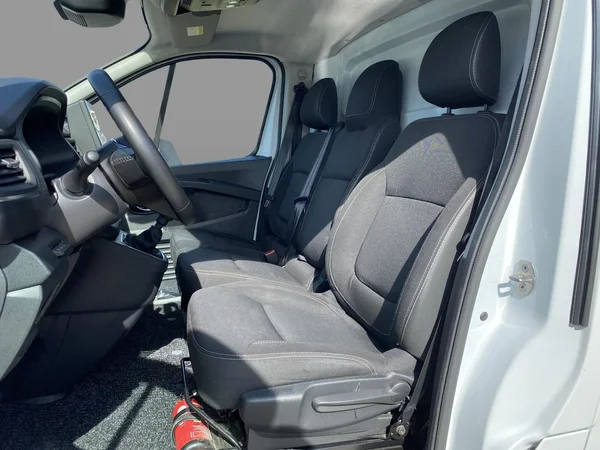 Renault Trafic (2025) — foto 5 van 20