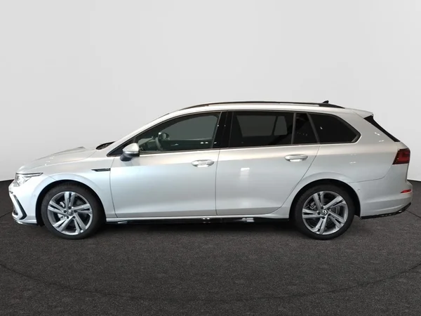 VOLKSWAGEN Golf VIII SW (2024) — foto 12 van 22