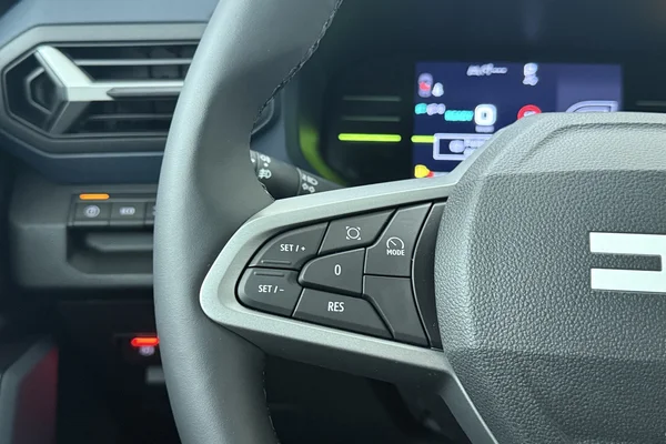 Dacia Bigster Hybrid (HEV) (2026) — foto 6 van 16