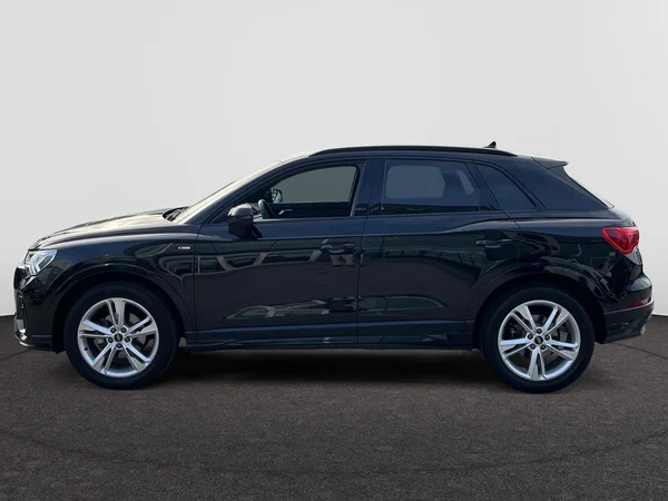 AUDI Q3 (2024) — foto 13 van 22