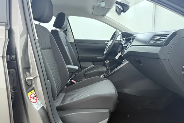 Volkswagen Polo (2018) — foto 19 van 21
