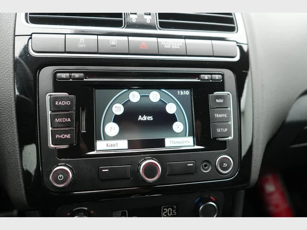 VOLKSWAGEN Polo GTI (2011) — foto 2 van 19