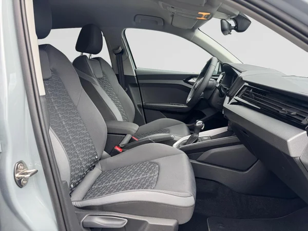 AUDI A1 Allstreet (2025) — foto 8 van 24