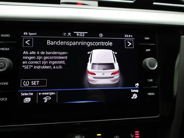 Volkswagen Arteon (2022) — foto 22 van 49