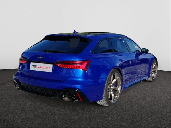 AUDI RS6 Avant (2024) — foto 12 van 19
